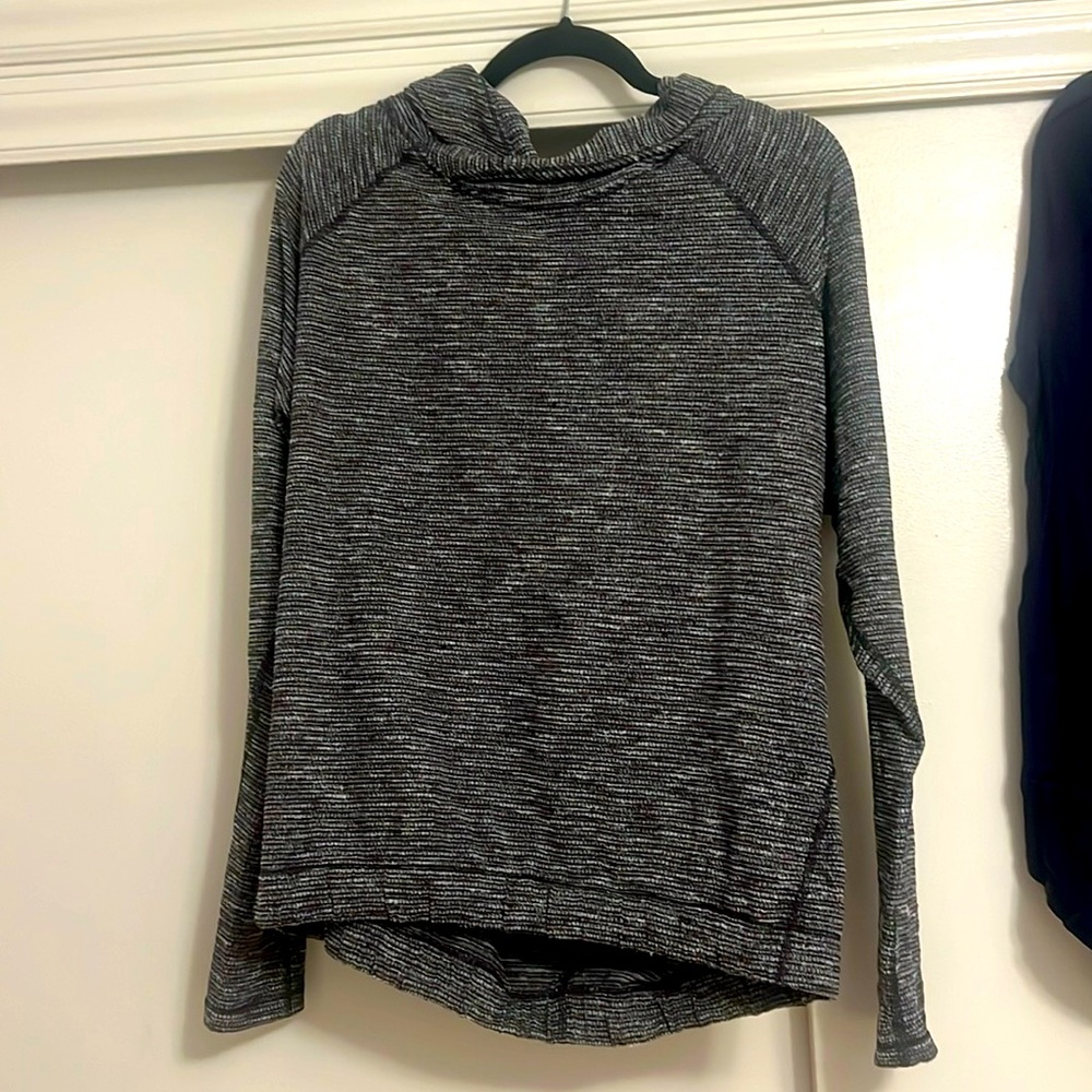 Lululemon Women’s Hoodie Pullover Size 8